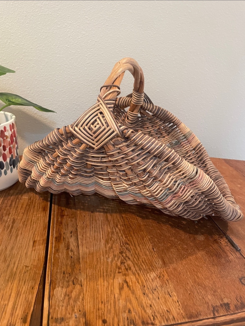 Vintage Handwoven Buttocks Basket – Egg Gathering / Melon Basket – God’s Eye